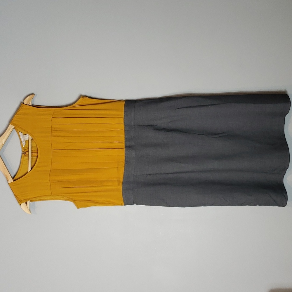 Banana Republic mixed media career dress 12